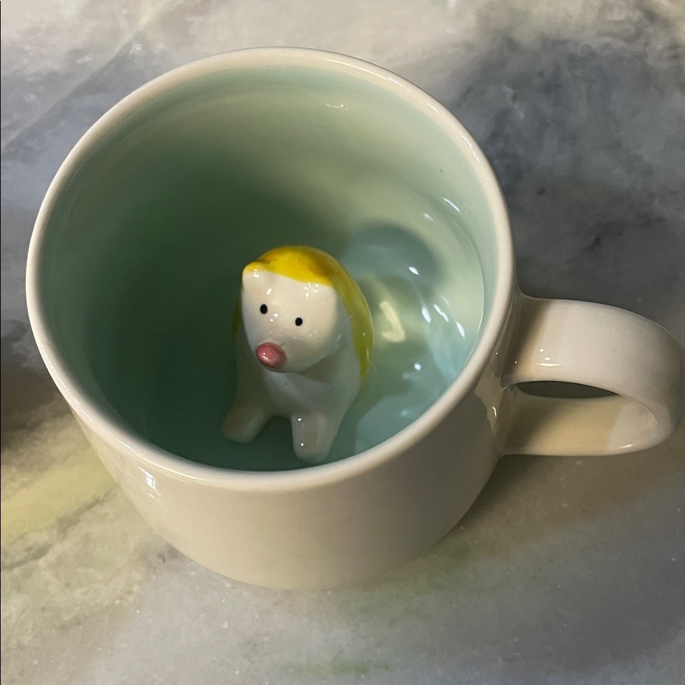 Cute peek a boo Ceramic Mug with Yellow and White animal inside